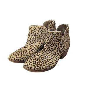 Women's 6 Animal Print Bootie Michael by Michael Shannon